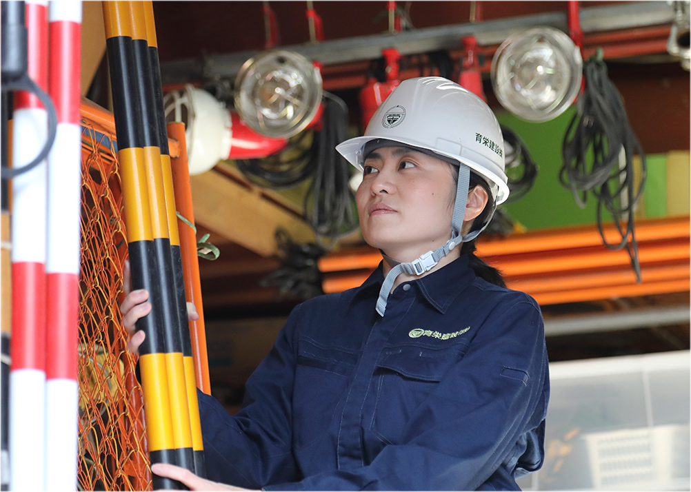 現場で働く社員の様子