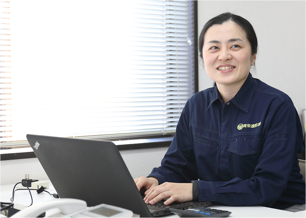 現場で働く社員の様子